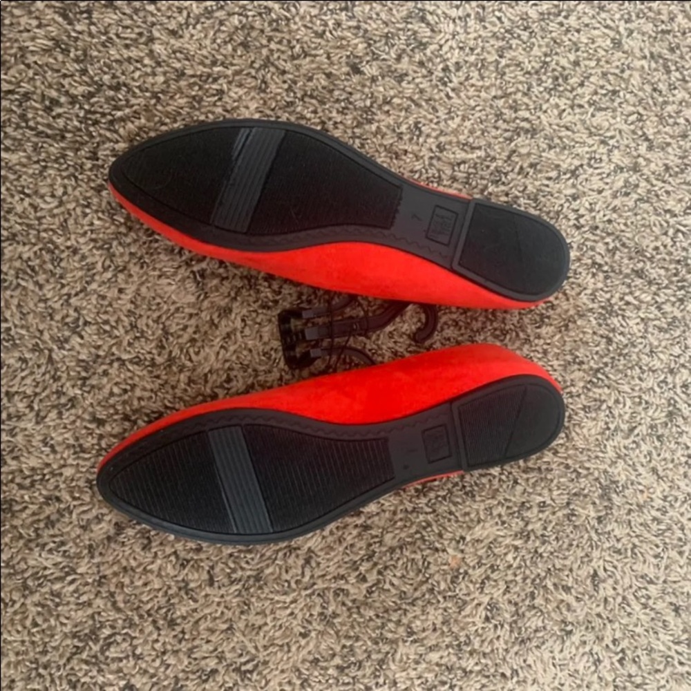 Flats - Picture 2 of 2